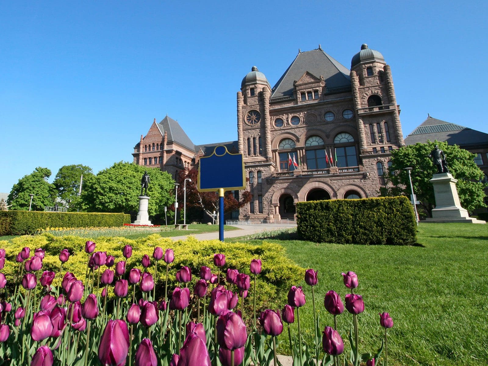 Les porte-parole de CIC font entendre leur voix à Queen’s Park