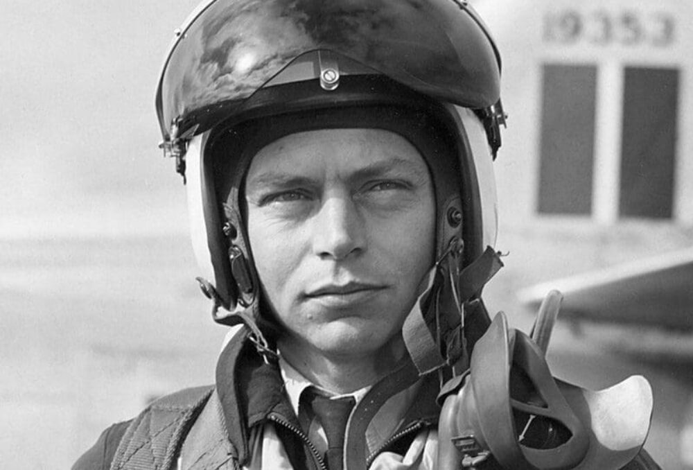 Stocky Edwards, WWII Pilote