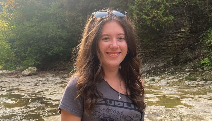 Mairead McEwan Hosken du Centre d’excellence des milieux humides du marais Luther remporte la bourse d’études Canards Illimités Canada